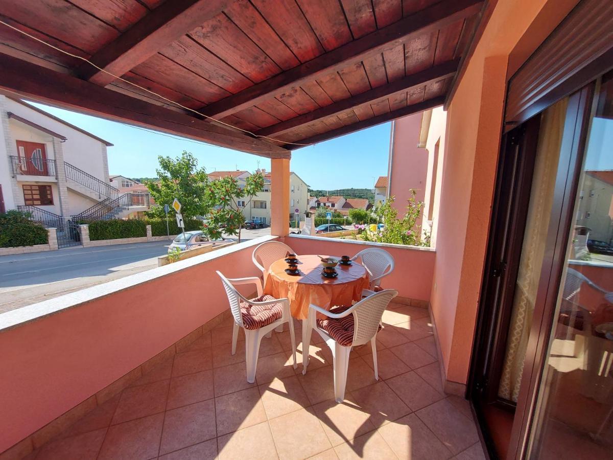 Apartman Porat Apartamento Pula Exterior foto